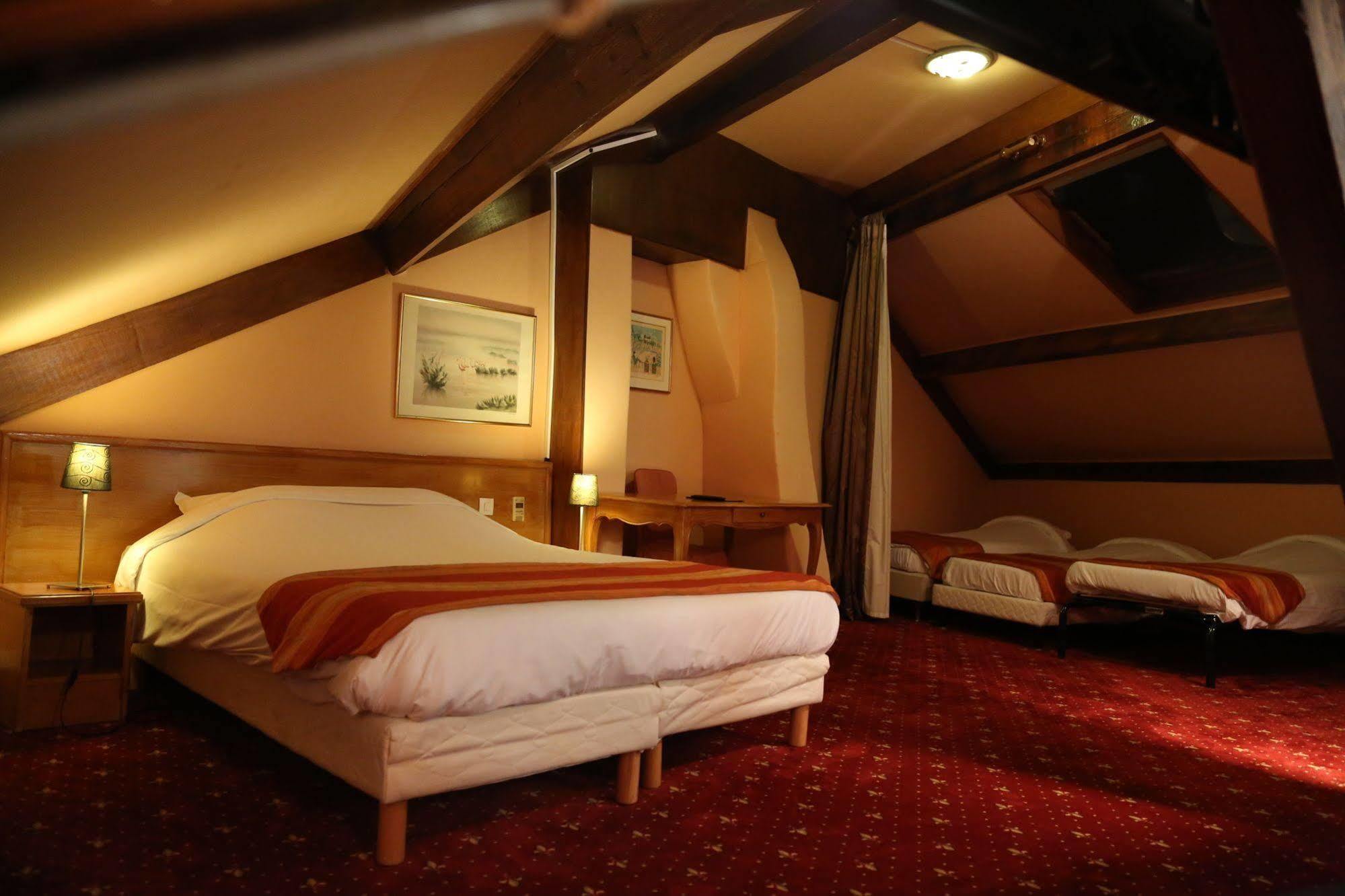Hotel Princesse Isabelle Puteaux Exterior foto